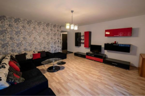 Quiet 3-Room Apt - 2 Parking Spaces - 5 Min Bus